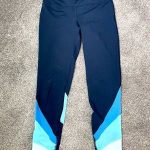 Old Navy elevate go dry legging